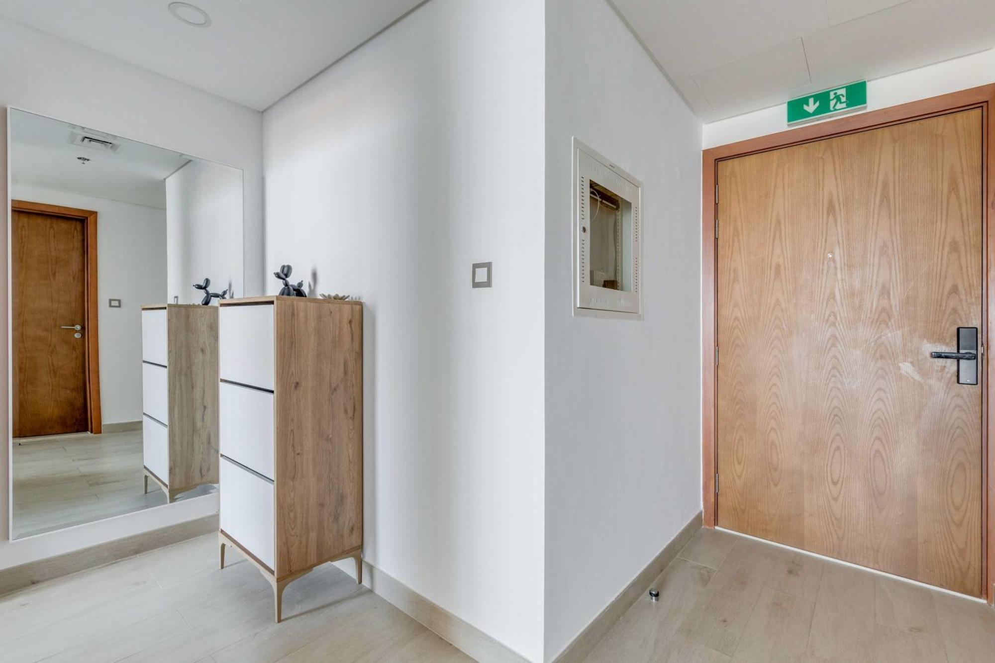 Luxury Azizi Mina Beachfront Apartments Dubai Eksteriør bilde