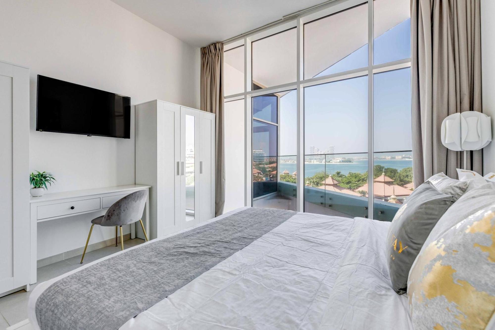 Luxury Azizi Mina Beachfront Apartments Dubai Eksteriør bilde