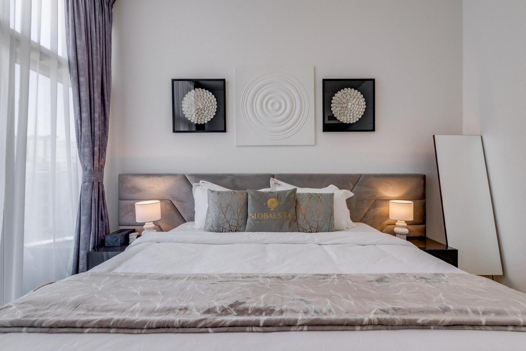 Luxury Azizi Mina Beachfront Apartments Dubai Eksteriør bilde